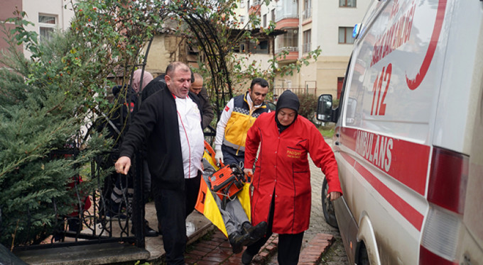 Cuma namazına gittiği sırada aniden fenalaşan şahıs hayatını kaybetti