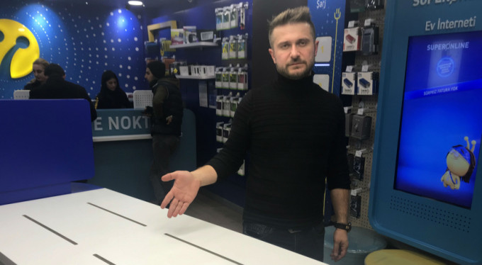 Bursa'da camı taşla kırıp, 1 dakika içerisinde...