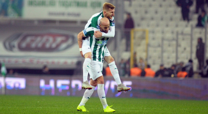 Latovlevici yanıyor!