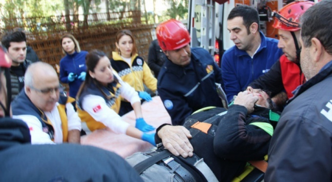 Bodrum'da inşaat çöktü 5 işçi yaralandı