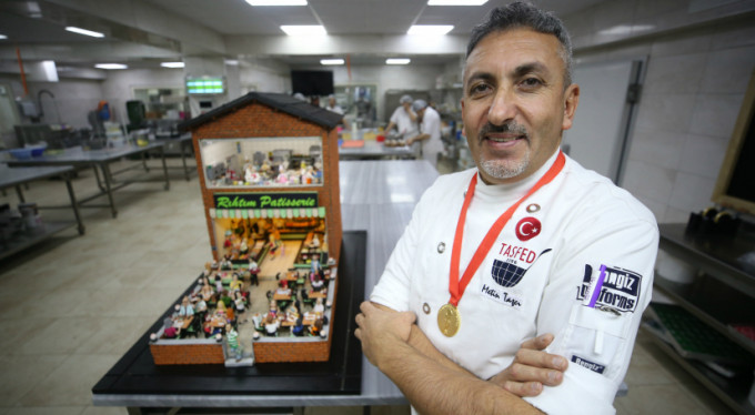 Bursalı pasta şefinin büyük başarısı!
