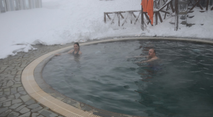 Bursa'da hem kayak hem havuz keyfi!