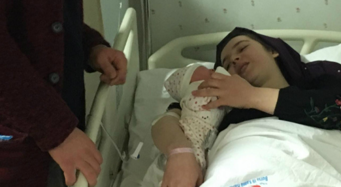 Bursa'da yeni yılın ilk bebeği dünyaya geldi!