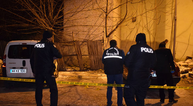 Silahlı bıçaklı kavga: 1 ölü, 1 yaralı