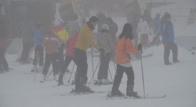 Uludağ'da göz gözü görmüyor!