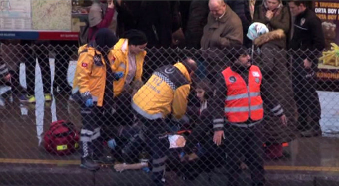 Metrobüste panik anları!