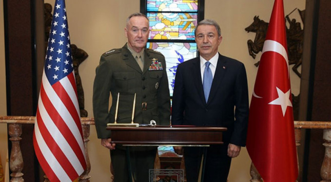 Milli Savunma Bakanı Akar, ABD Genelkurmay Başkanı Dunford ile bir araya geldi