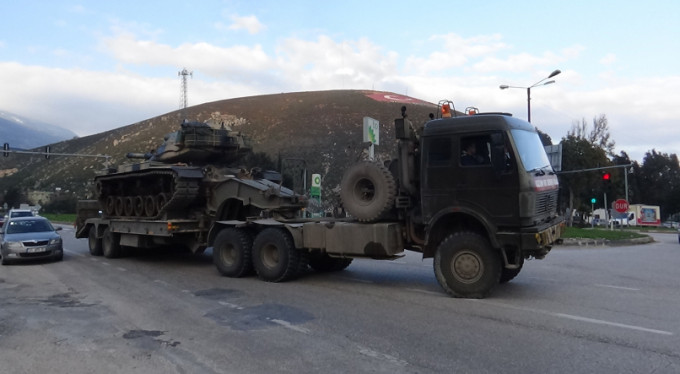 Suriye sınırına takviye! Tank ve askeri araçlar...