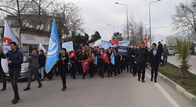 Bursa'da Doğu Türkistan'daki Çin zulmü protesto edildi