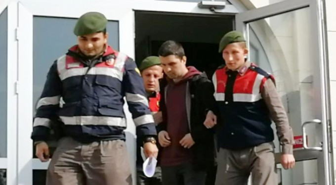 Tekmeci öğretmene 4 yıl 6 ay hapis cezası