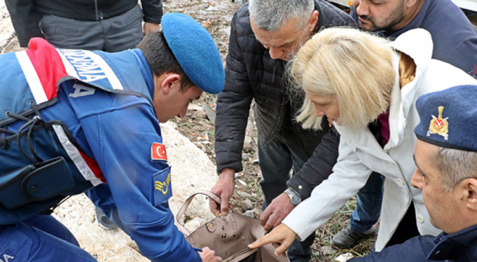 Buse'yi arama çalışmalarında yeni gelişme: Küpesi ve çantası bulundu