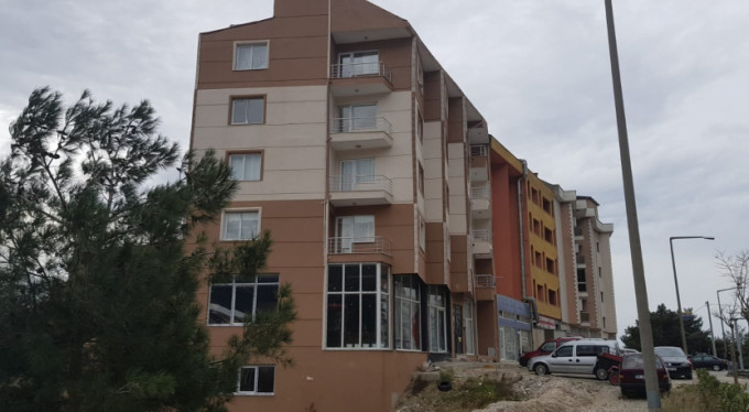 Bursa'da 5 katlı binada panik!