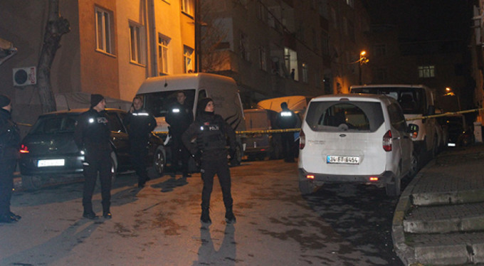 Boşandığı eşine ve 2 kayınbiraderine kurşun yağdırdı: 3 yaralı