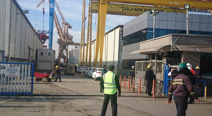 Tuzla'da tersanede bulunan gemide yangın: 6 yaralı