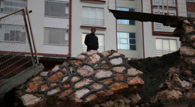 Kopan gürültüyü deprem sandılar