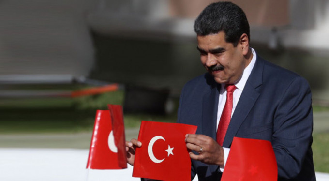 Maduro'dan canlı yayında Erdoğan'a mesaj
