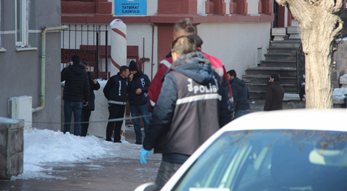 İlköğretim öğrencilerinin bıçaklı kavgası ölümle bitti