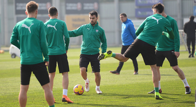 Timsah Beşiktaş'a bileniyor!