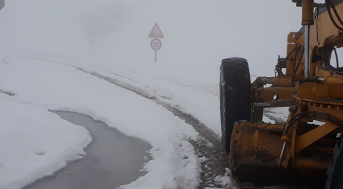 Bursa'nın dağ ilçeleri beyazlara büründü