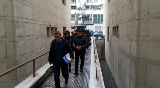 Komiserler adliyede! Bursa'da operasyonlar sürüyor...