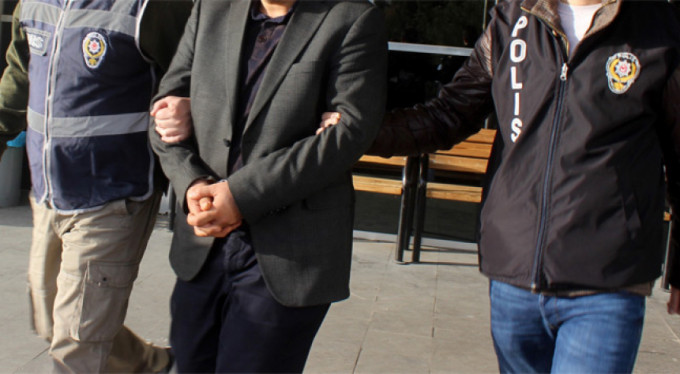FETÖ'nün komiserlerine operasyon: 19 gözaltı