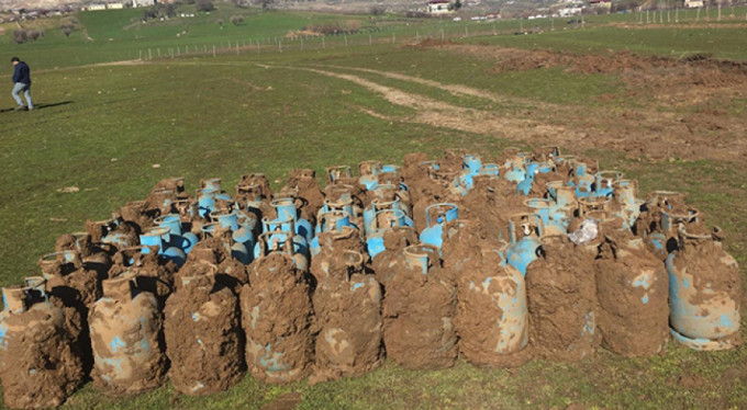 Toprağa gömülü bulundu! Tam 75 tane...