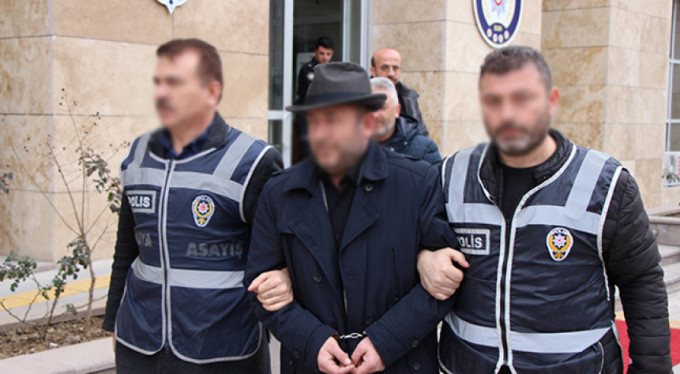 'JİTEM'ci albayım' dedi, 570 bin lira dolandırdı