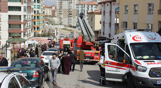 5 yaşındaki çocuk evdeyken yangın çıktı!