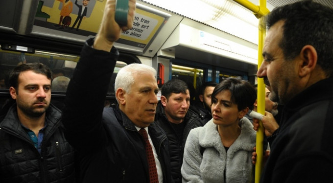 Bursaray'la yolculuk yaptı, çorba dağıttı