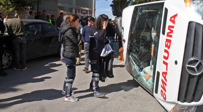 Kahreden kaza! Alışverişten çıkmıştı...