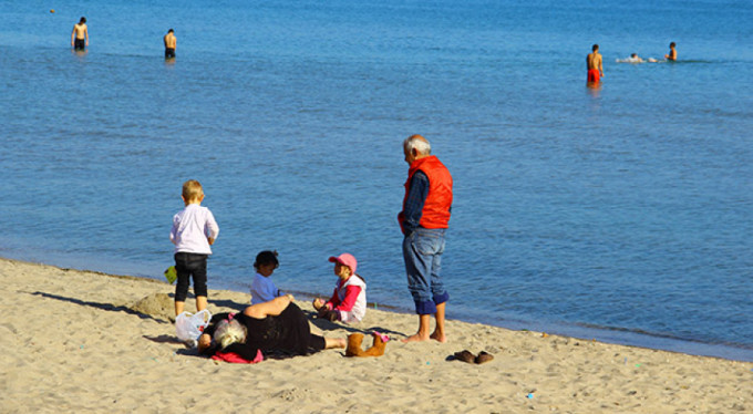 Batıda deniz keyfi doğuda kar çilesi!