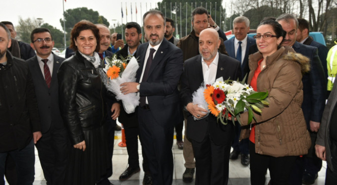 Yeni işçiler alacağız