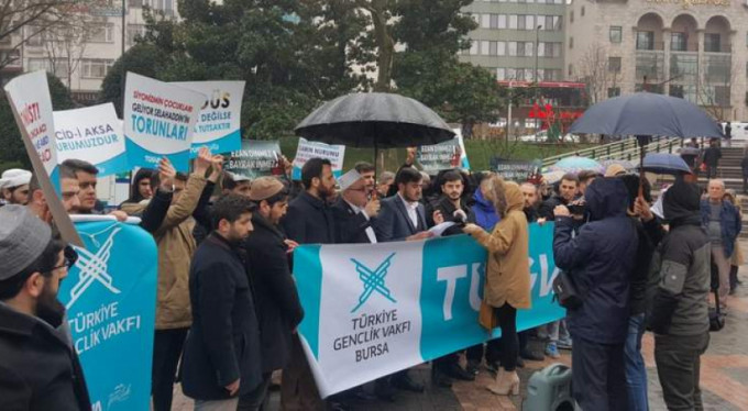 Bursa ayağa kalktı