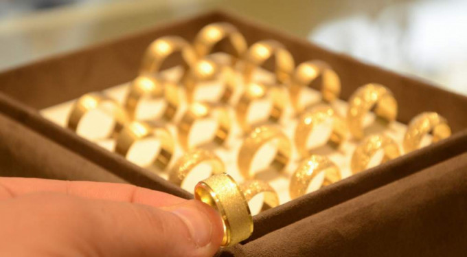 Sahte altına dikkat