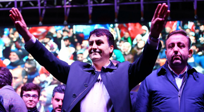 Dündar: "Tarih yazdık"