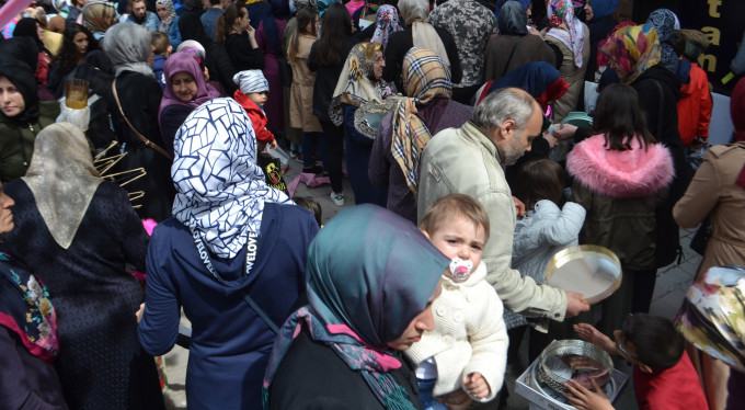 Bursa'da alışveriş izdihamı!
