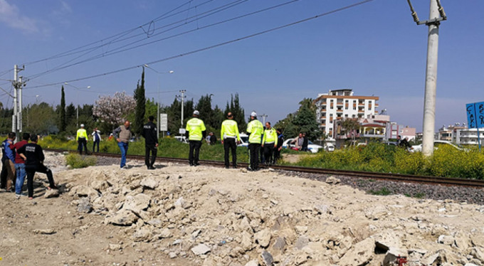 Feci ölüm! Telefonla konuşurken...