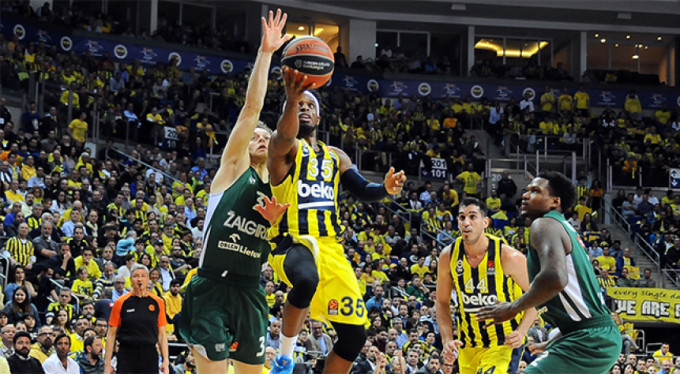 Fenerbahçe, Final-Four için parkede