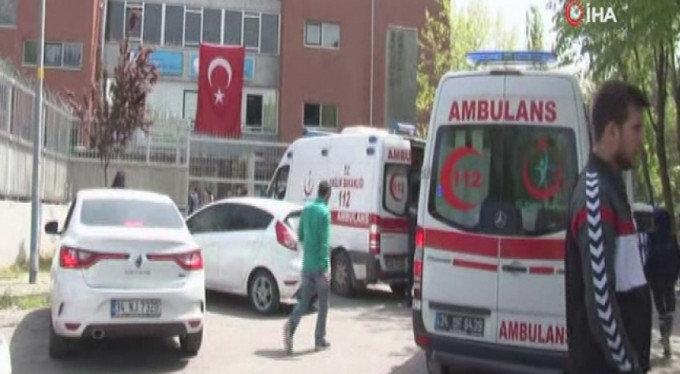 Okulda patlama! Yaralılar var