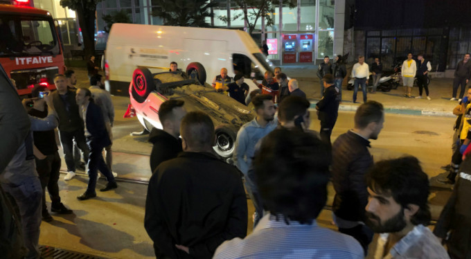 Bursa'da feci kaza! 3 yaralı