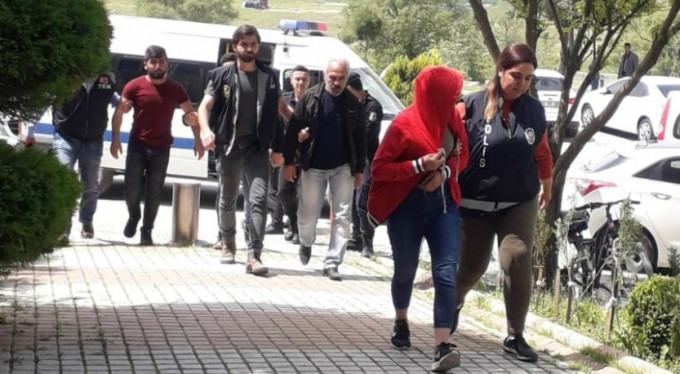 'Çek çek sosyal medyaya atarım'