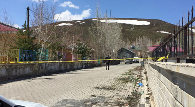 Cinnet getiren baba katliam yaptı!