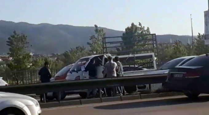 Bursa'da iftar saati çirkin olay!