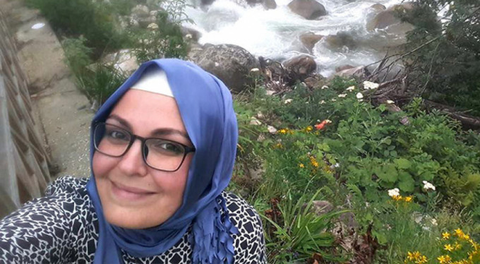 Balkondan düşen genç kadından kötü haber!