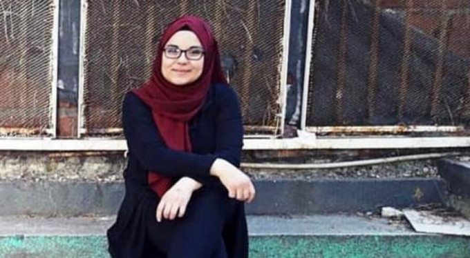 Liseli genç kız kalbine yenik düştü