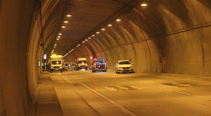 Tünelde feci kaza! 1 ölü