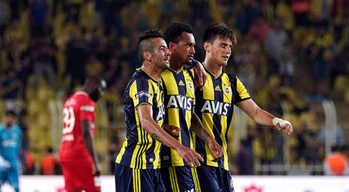 Fenerbahçe 2019'u kupasız kapattı