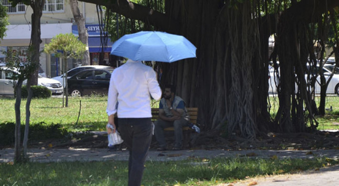 Termometreler 47 dereceyi gösterdi!