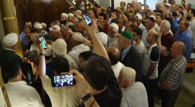 Bursa'da sakal-ı şerif izdihamı