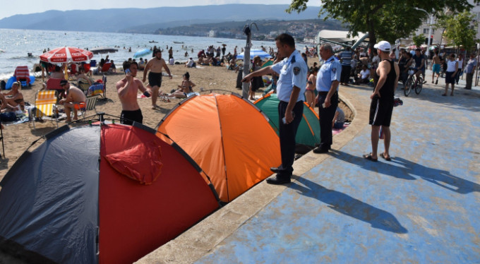 Bursa'da o sahildeki çadırlar kaldırılıyor!